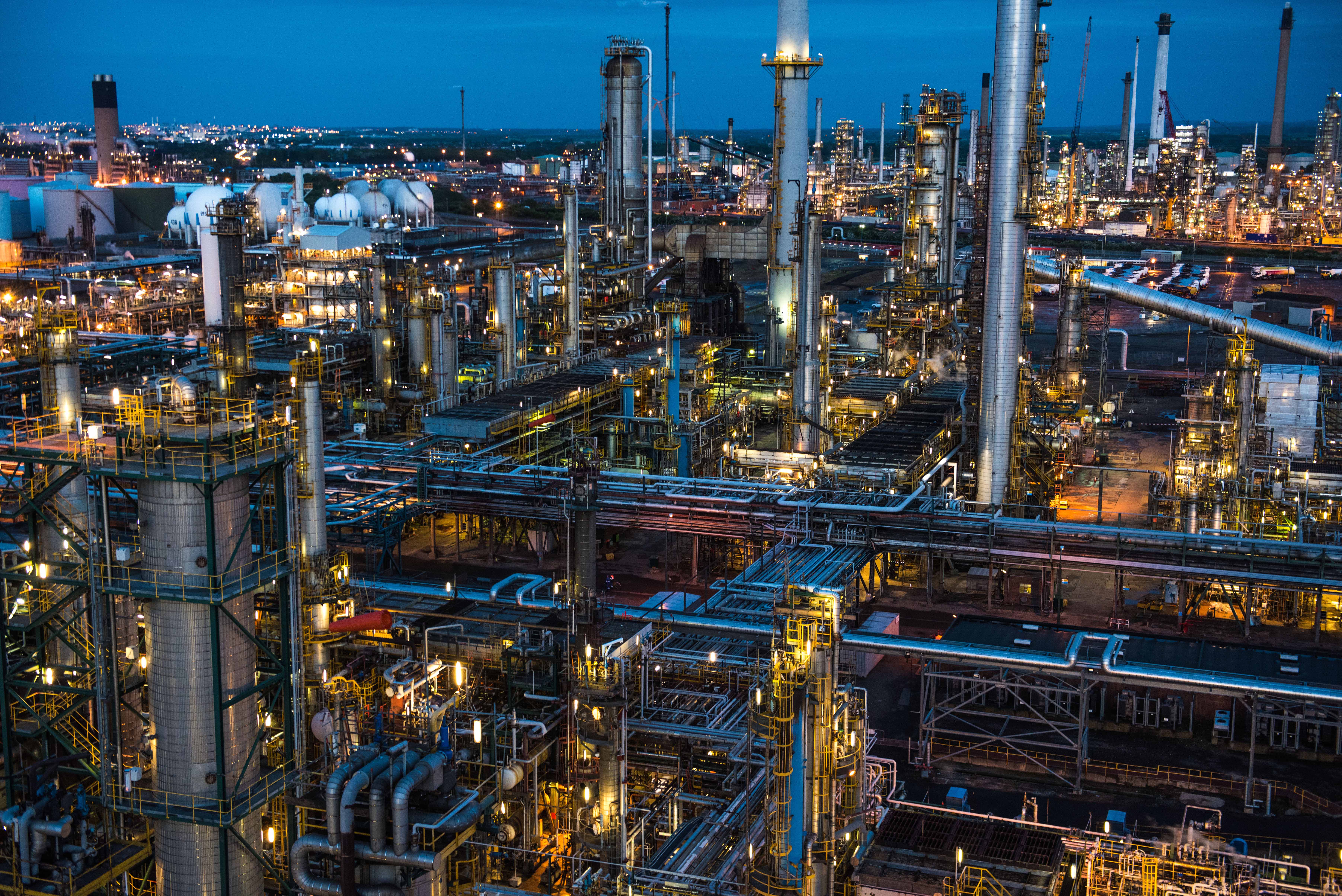 Lindsey-Oil-Refinery-At-Dusk